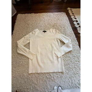 Women's Banana Republic V-Neck Sweater XS White